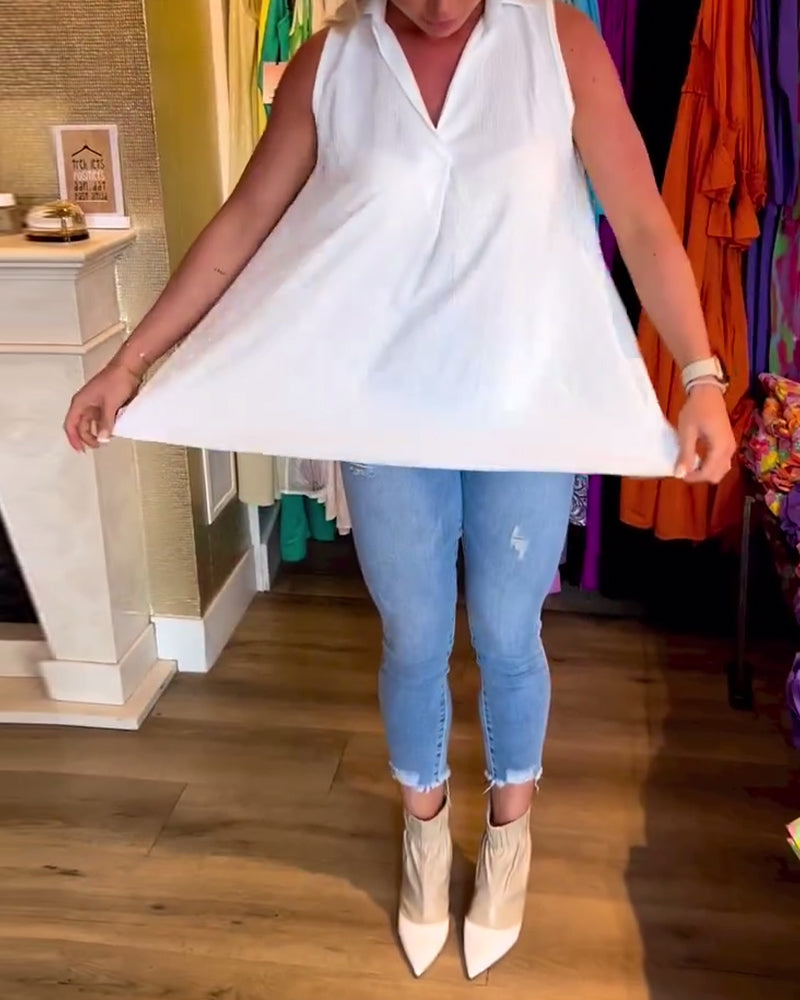 Laluna® | Top senza maniche con volant e colletto a revers